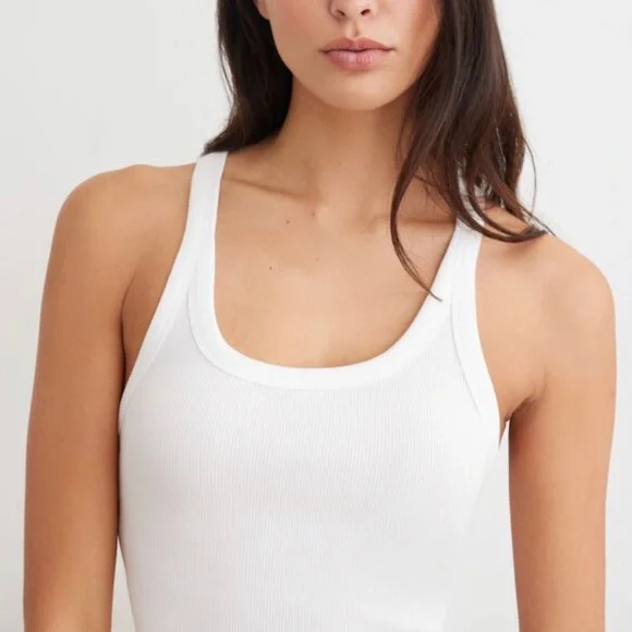 Dynamite Crop Tank - Picture 3 of 3